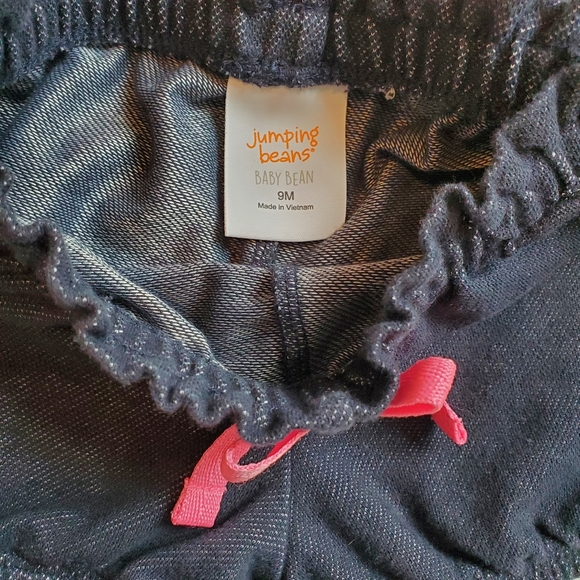 Jumping Beans 9m bubble shorts - Picture 2 of 3